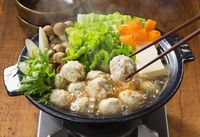 大葉が香る彩り野菜の鶏つみれ