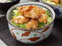 ぷりぷりやきとり丼(塩だれ)